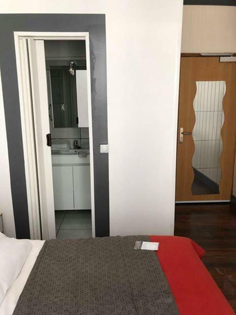 Hotel Confort เบซิเยร์ ภายนอก รูปภาพ